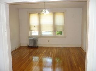 237 Freeman St #2, Brookline, MA 02446