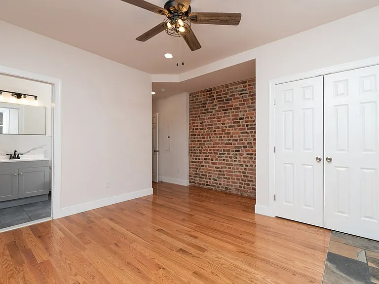 1224 W Cary St — Photo 18