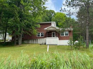 N5808 25th Rd, Crivitz, WI 54114