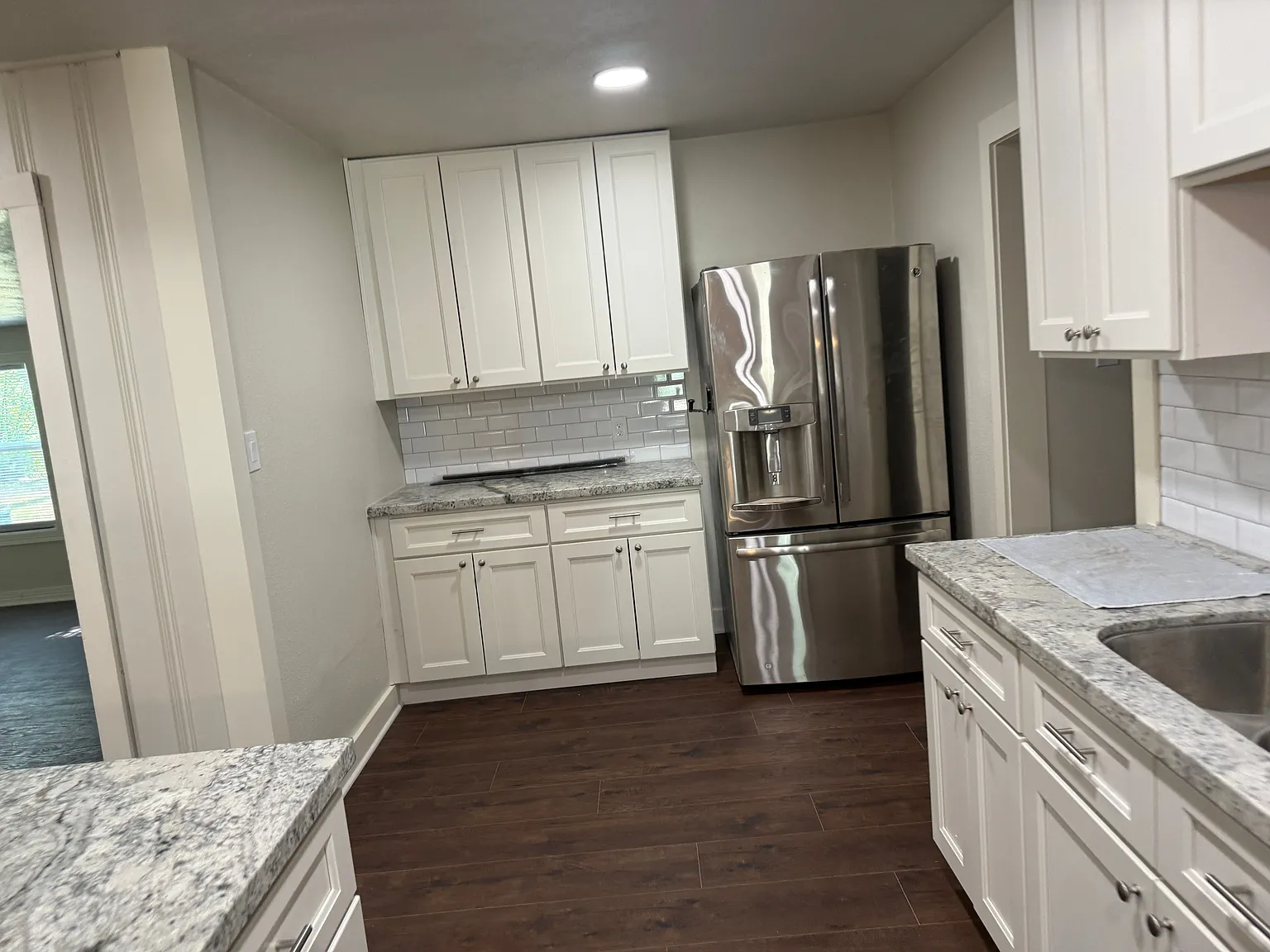 4 bed, 3.0 bath, 1992 sqft, $2,100 — Photo 4
