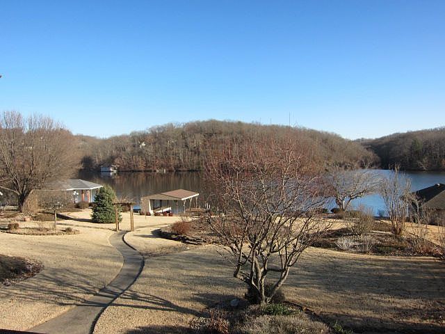 view from back deck of the awsome lake and level lot