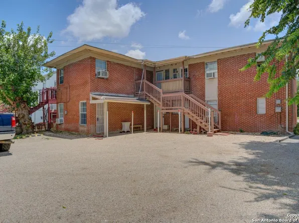 1511 W Woodlawn, San Antonio, TX 78201