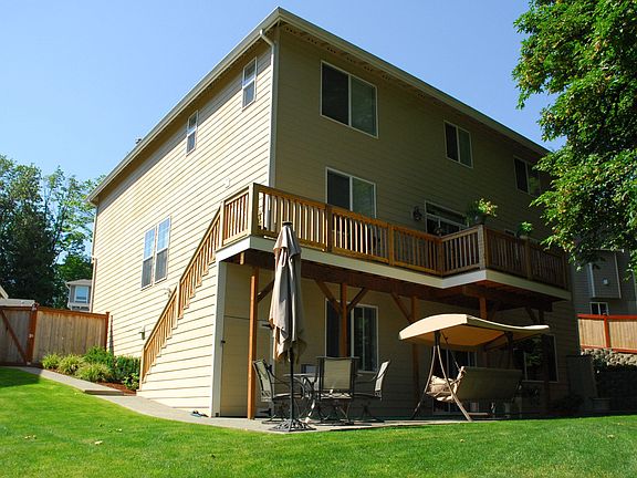 Back Of House & Fenced Yard