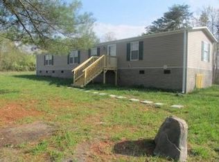 491 Matrimony Rd, Eden, NC 27288