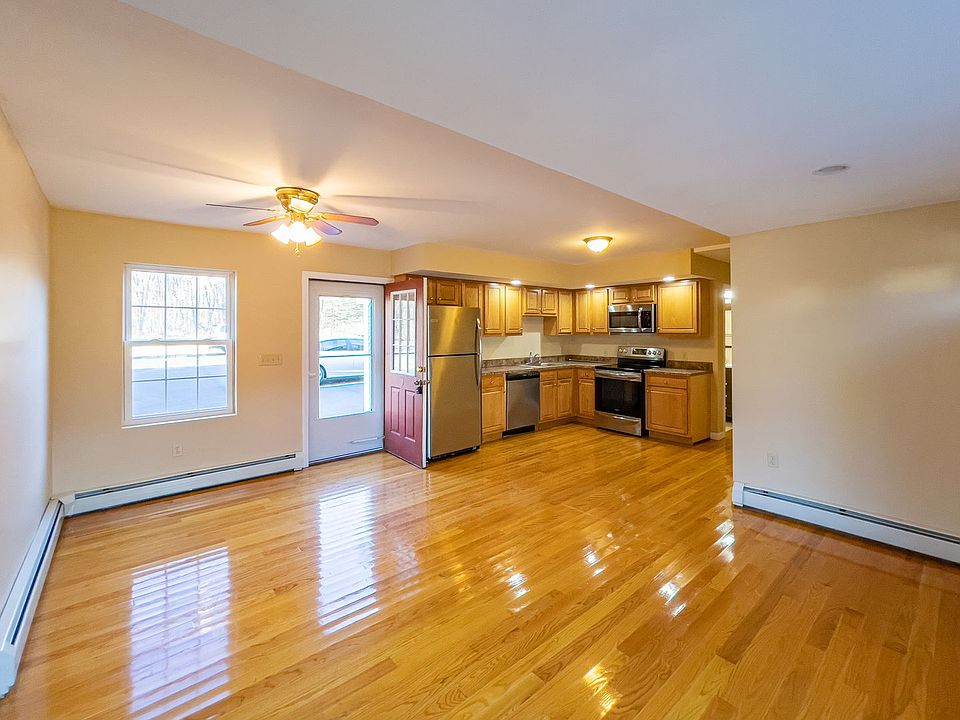 Church Corners Apts. 192 Fitchville Rd Bozrah CT Zillow