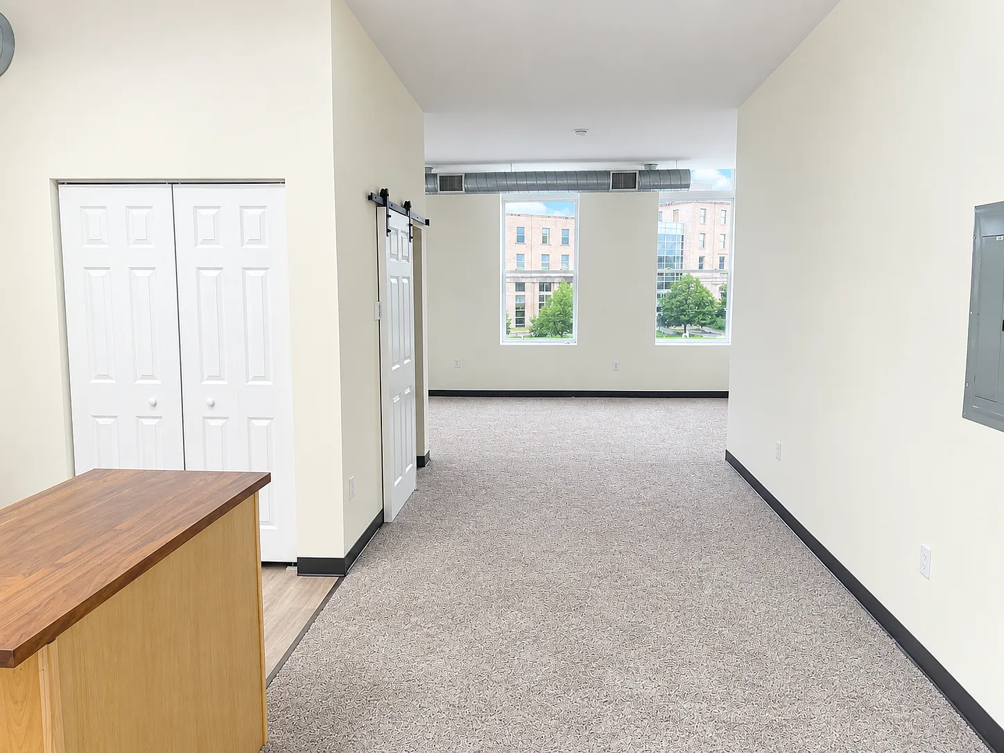 1 bed, 1.5 bath, $1,900 — Photo 4