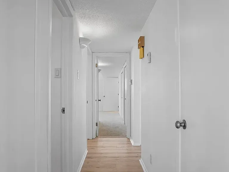Morningside Cir — Photo 19
