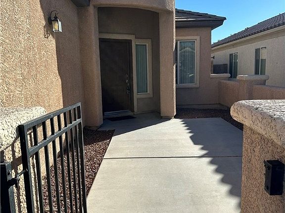 3rd image of 7109 Bocaire Dr