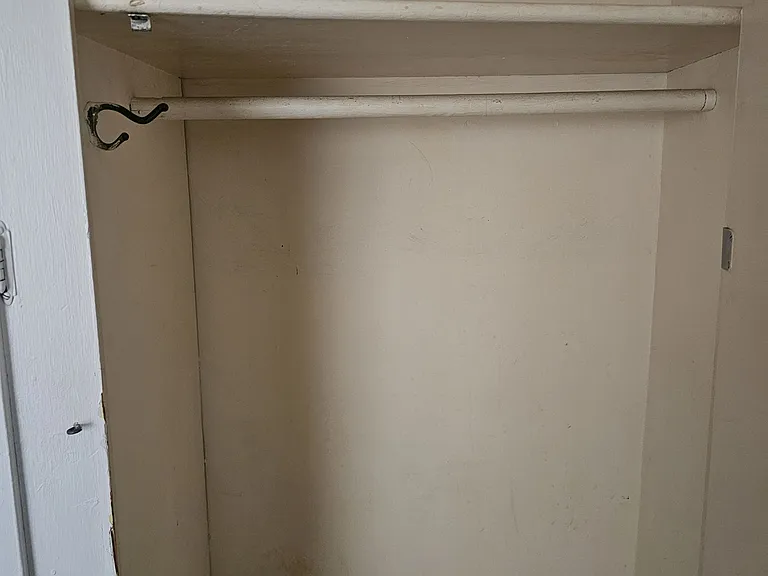 830 Macon Ave — Photo 17