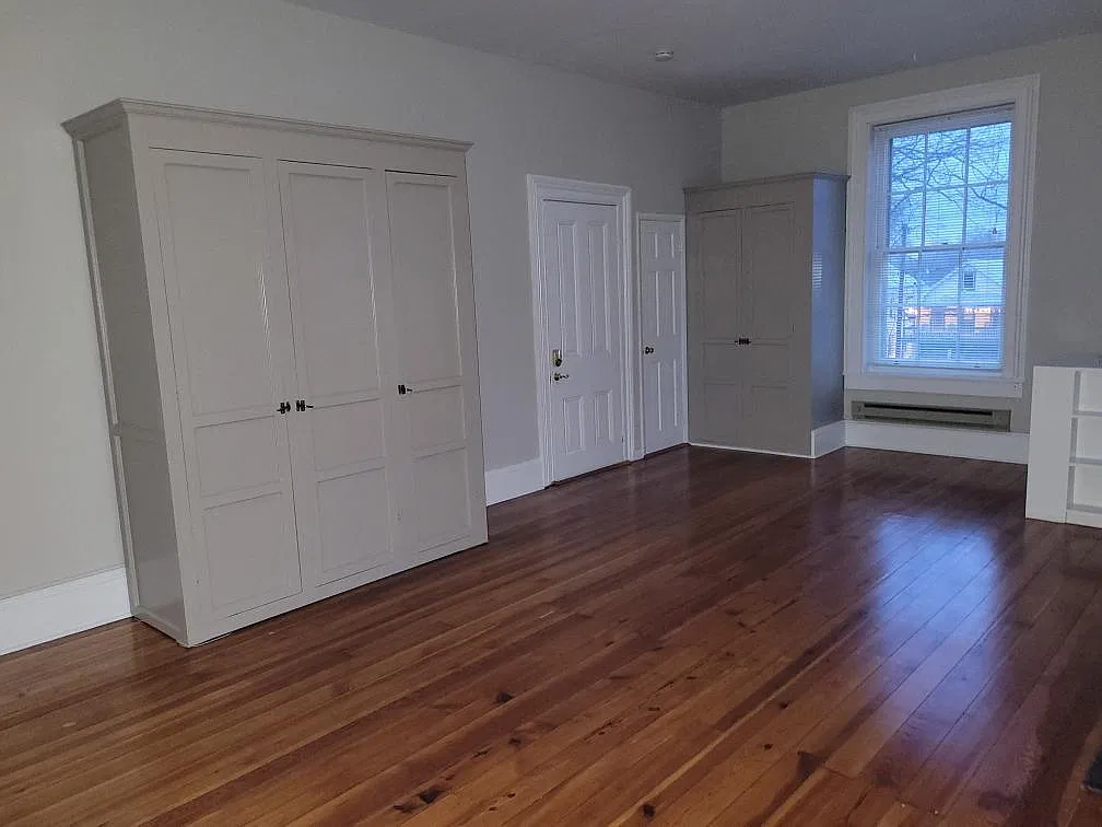 1 bed, 800 sqft, $1,400 — Photo 3
