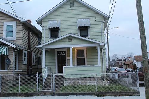 102 Hunt Ave Photo 1