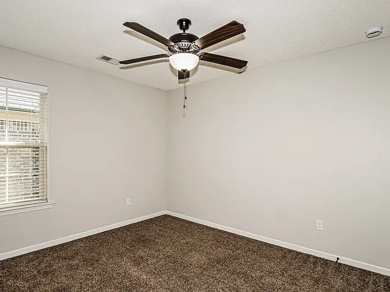9439 Darren Cir S — Photo 12