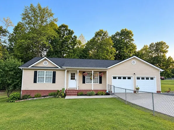 88 Willow Dr, La Fayette, GA 30728