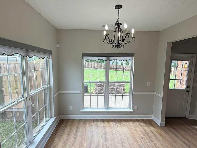 4573 Logans Way — Photo 7