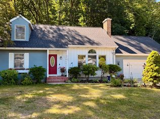 12637 Lakeshore Dr, Grand Haven, MI 49417