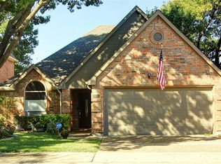 3828 Canot Ln, Addison, TX 75001