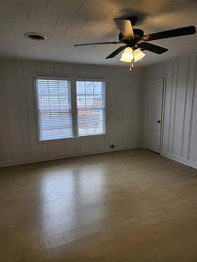 151 S Green St #4 — Photo 5