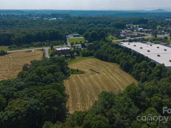 Johnson Ridge Rd, Elkin, NC 28621