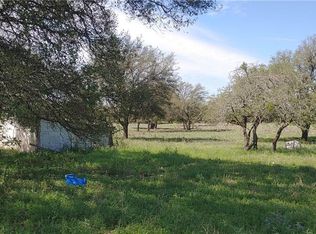 915 County Road 231, Florence, TX 76527