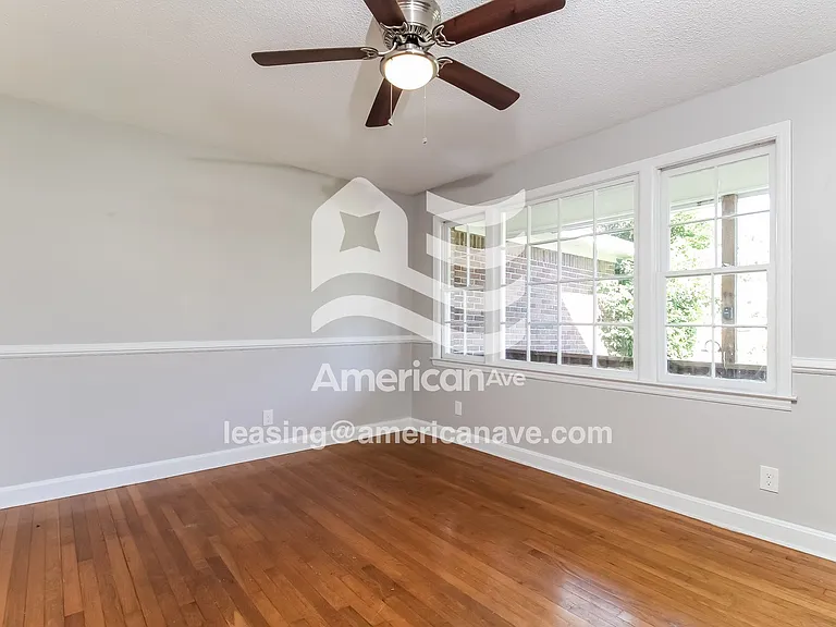3931_009_main_bedroom_9.jpg