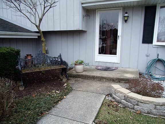 3rd image of 1117 Harvest Dr