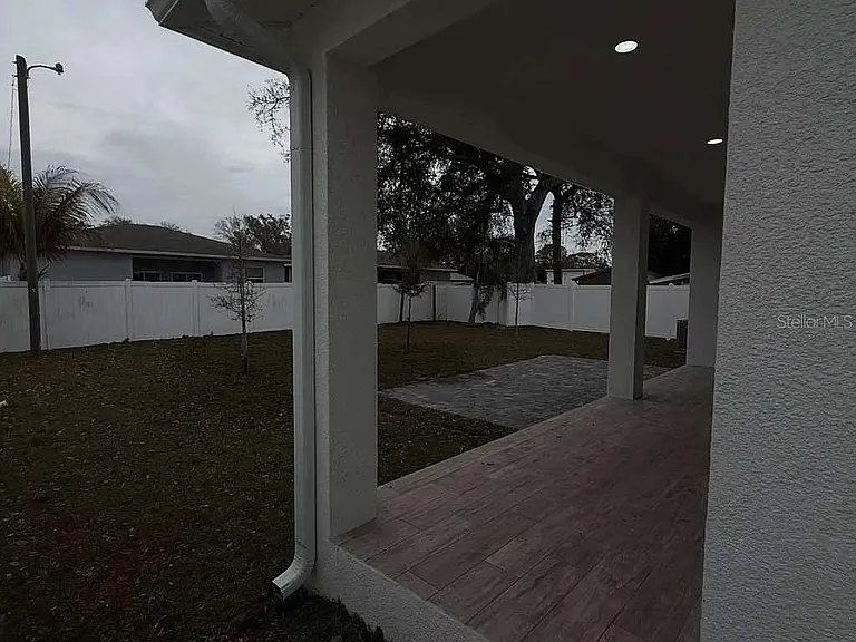 13277 Center Ave — Photo 4