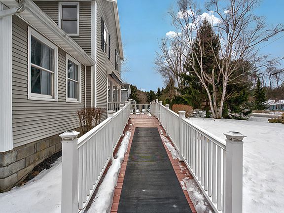 3rd image of 179 Northern Pines Rd