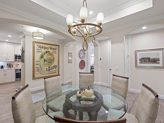4th image of 200 NE 2nd Avenue #211