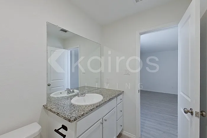 14318 Calaveras Crk — Photo 15