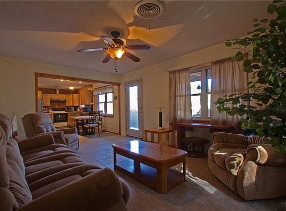 3rd image of 1104 County Road 132b