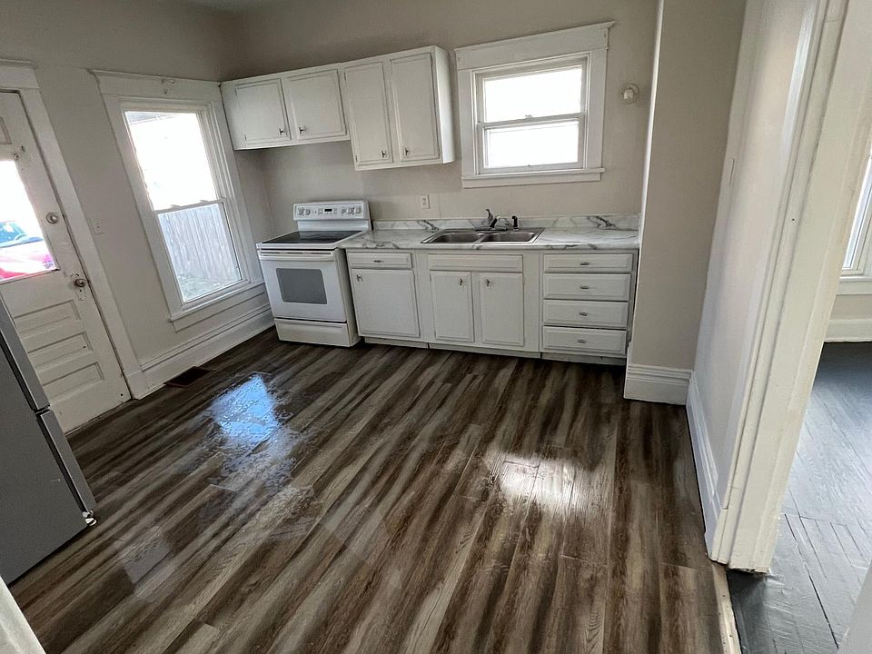 1st image of 217 Eaton Ave #A