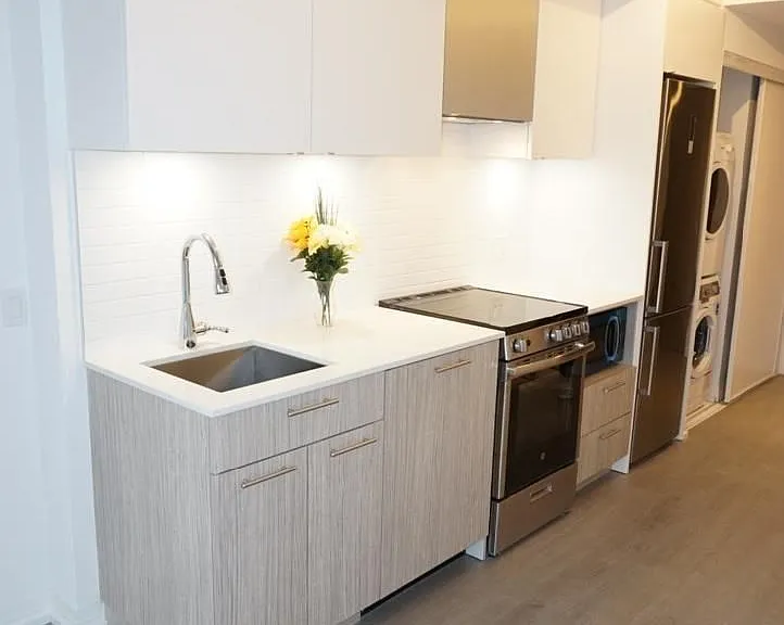 251 Jarvis St #702 — Photo 2
