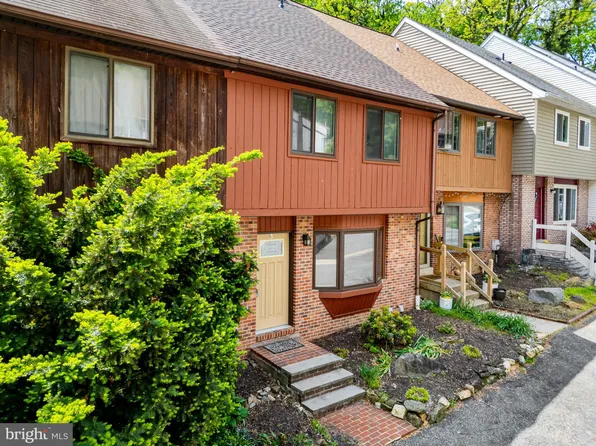 49 Helios Ct, Newark, DE 19711