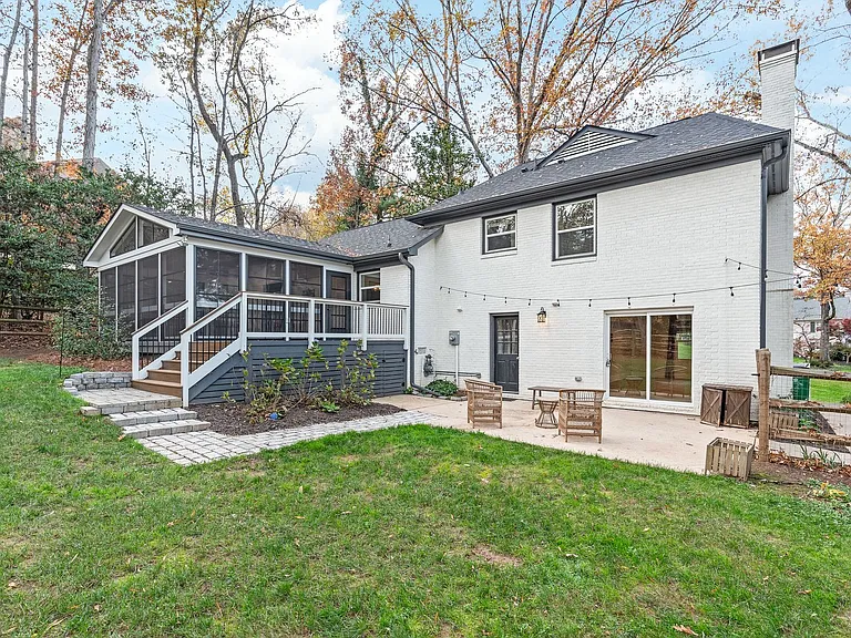 3800 Terrebonne Ct — Photo 35