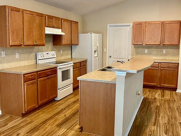 5th image of 75133 Ravenwood Dr