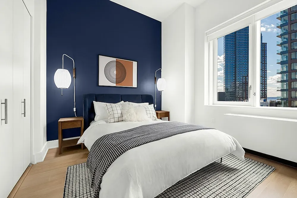 180 Ashland Place — Photo 1