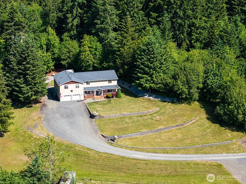 4th image of 465 33 Sargent Road