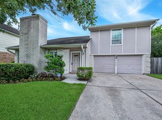 205 Oak Harbor Dr, Houston, TX 77062