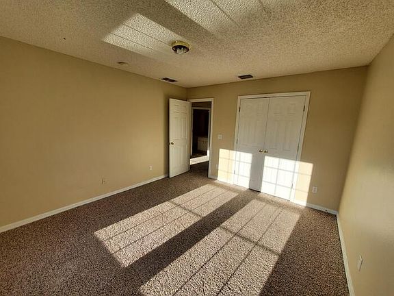 5th image of 39 Frenora Ln