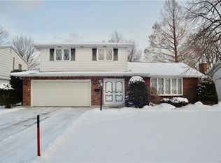 53 Rockdale Dr, Amherst, NY 14228