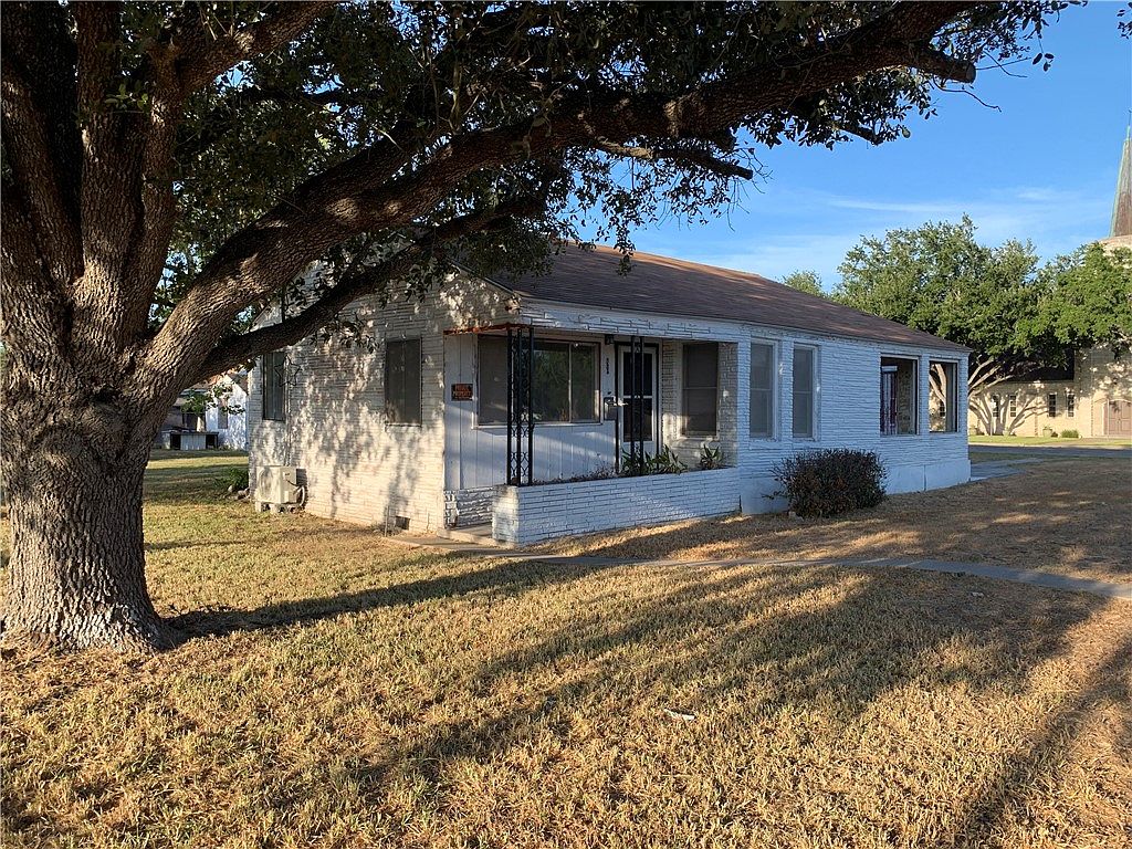 225 E Main St, TX 78343 MLS 417740 Zillow