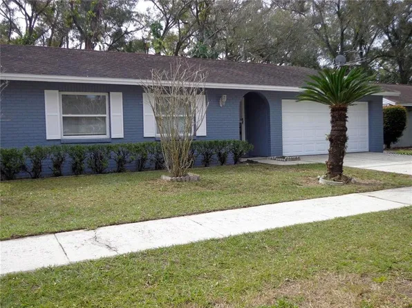 721 Regent Cir S, Brandon, FL 33511
