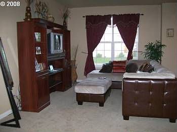 3rd image of 4385 SE Topaz Dr