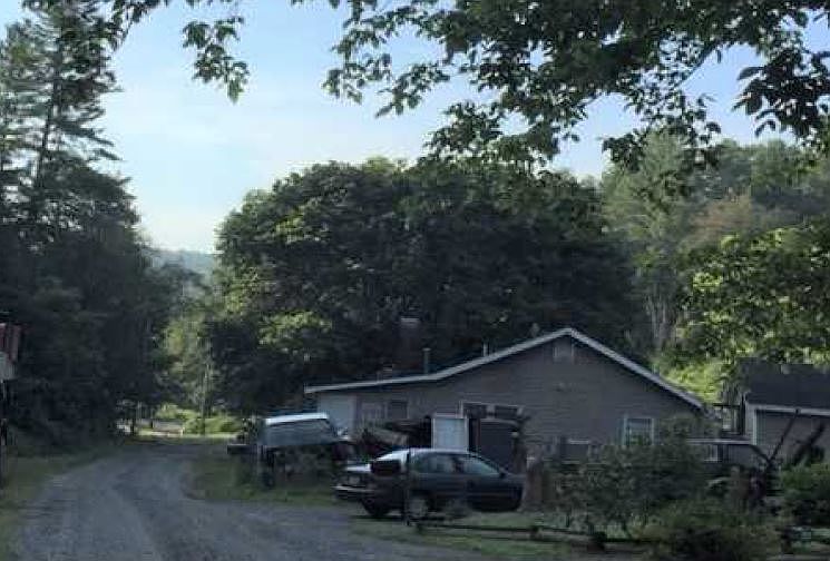 2nd image of 101 Sparks Rd