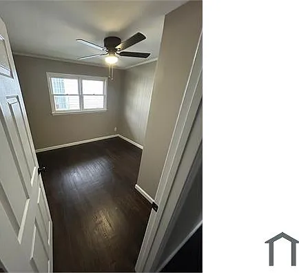 943 Parks Ave — Photo 3