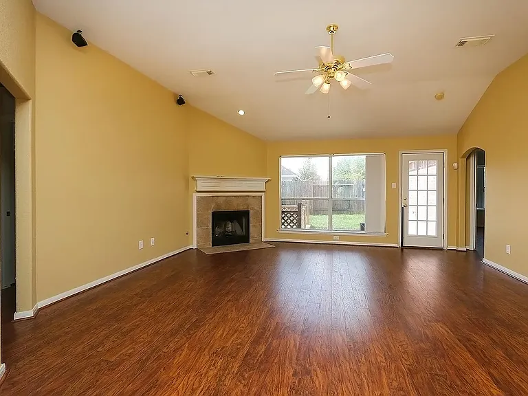 9307 Alzaada Ln — Photo 5