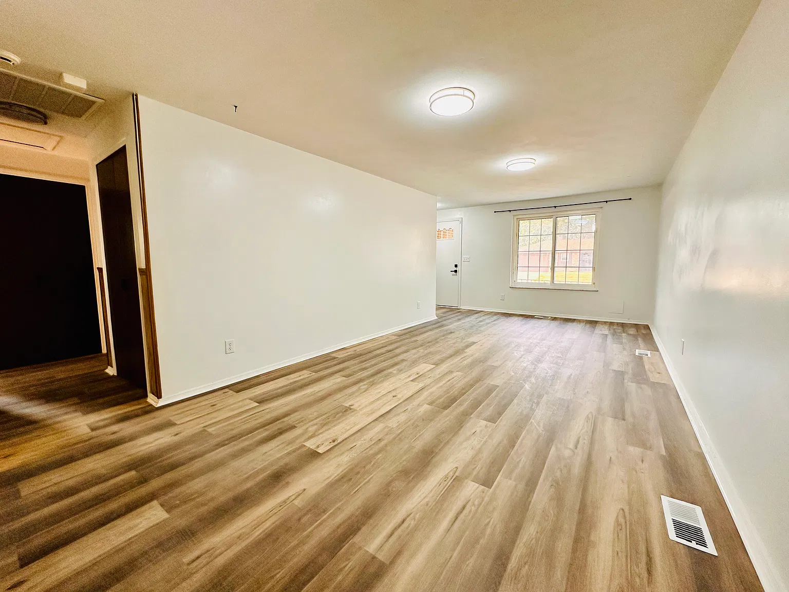 3 bed, 1462 sqft, $1,800 — Photo 3