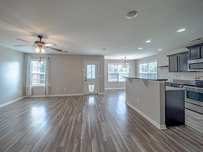 1586 Ruger Dr — Photo 14