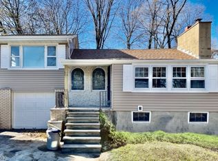 41 Highland Ave, West Milford, NJ 07480