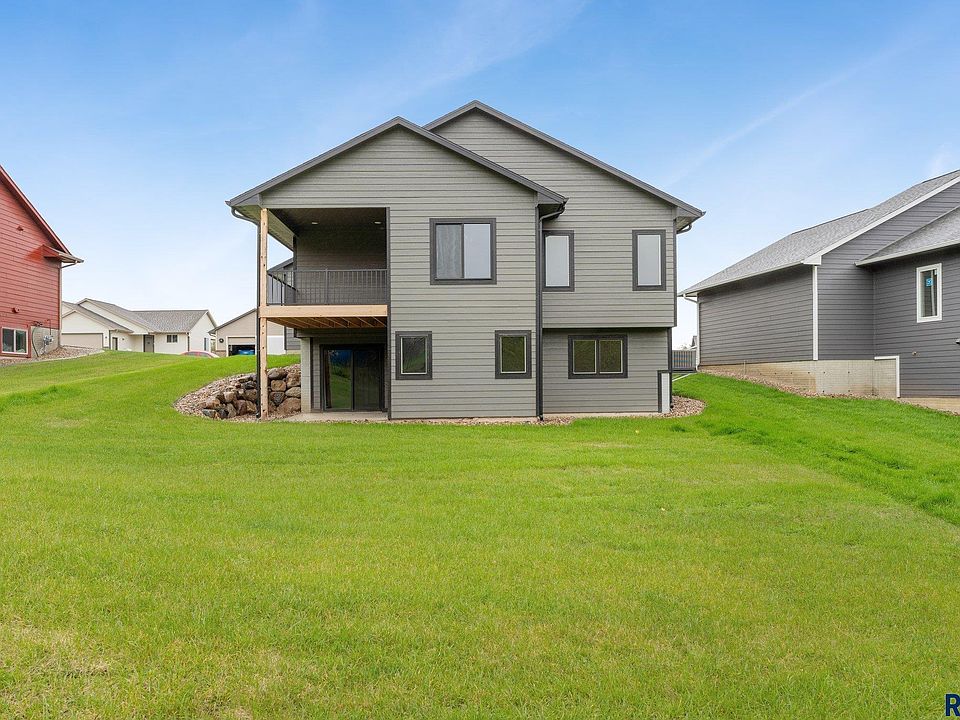 1016 N Mable Cir, Sioux Falls, SD 57103 MLS 22306933 Zillow